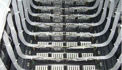 银川idc机房办公室机柜布线工程.jpg